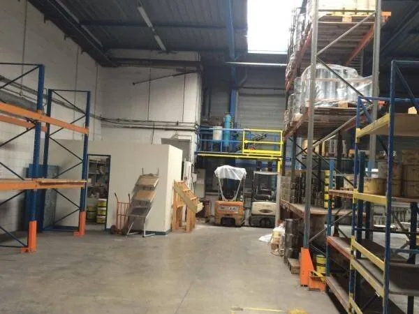 Local d'activité 1500 m²