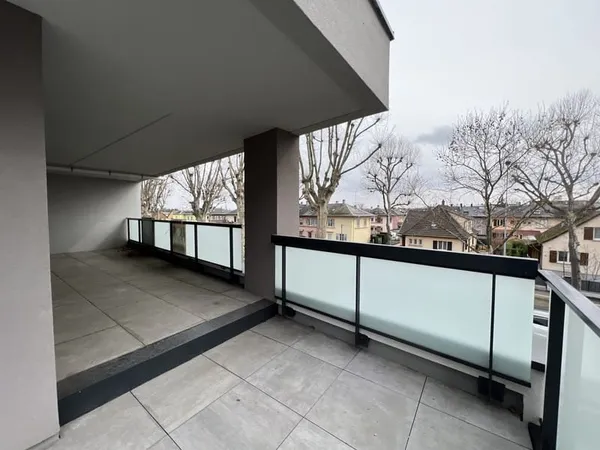 A Colmar, dans un quartier résidentiel, Appartement T4 de 11