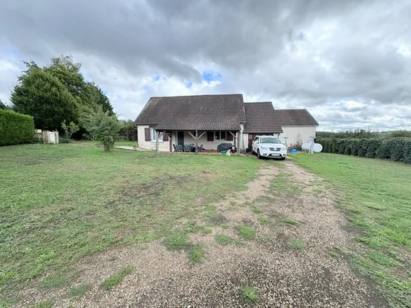 5 KMS LA FERTE Pavillon 4 chambres 91m²