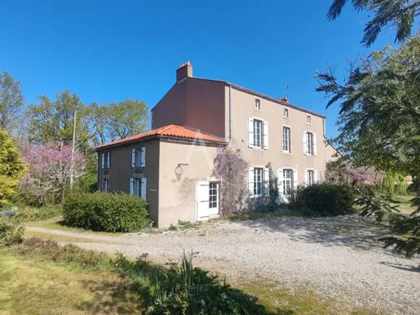 Maison de maître Le Poire Sur Vie 250 m²