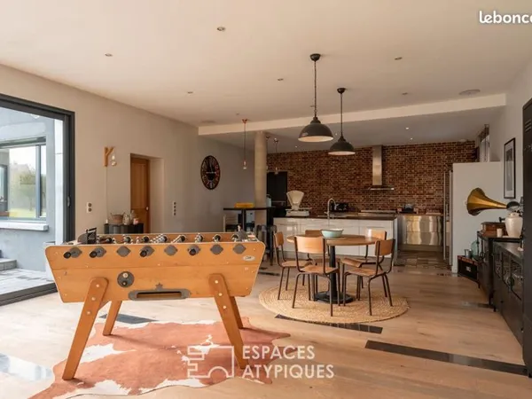 Propriété 8 pièces 239 m²