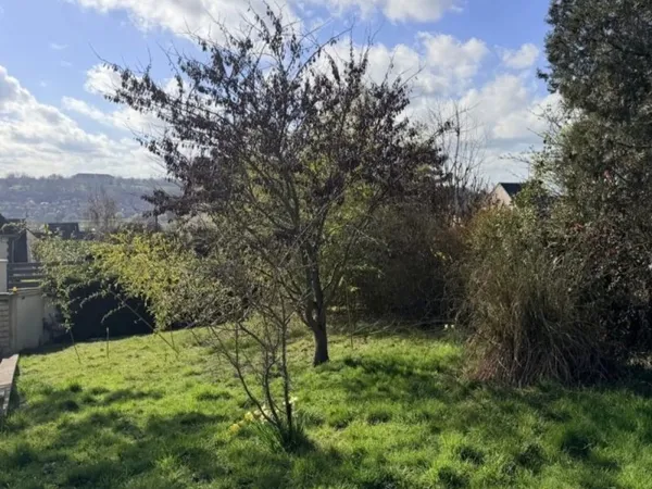 Terrain 595 m²