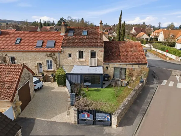 A vendre: Très Belle Maison en Pierre à Dracy-le-Fort de 5 pièces plus deux appartements