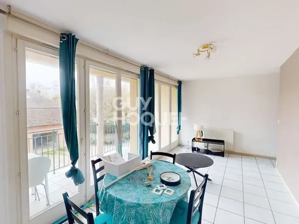 Appartement Vesoul 1 pièce(s) 40 m2