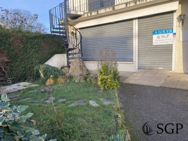 Local d'activité 65 m²