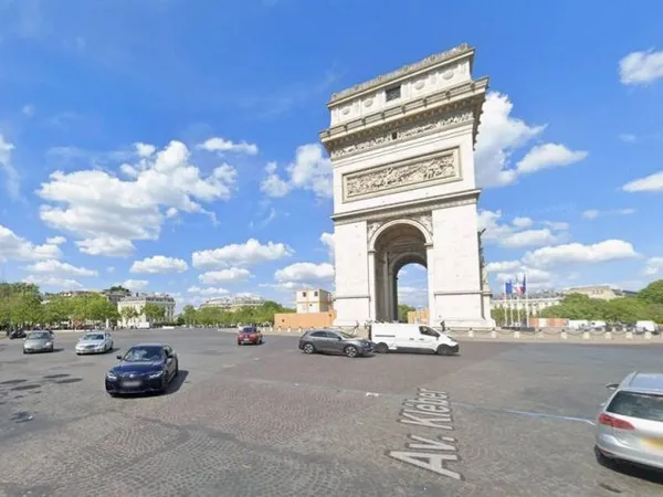 Boutique 150 m²