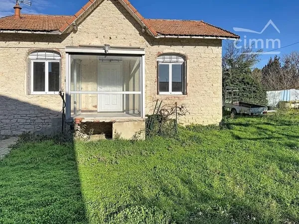 Maison Type 3 de 55 m² - À finir - A Pernes-les-Fontaines, en pl