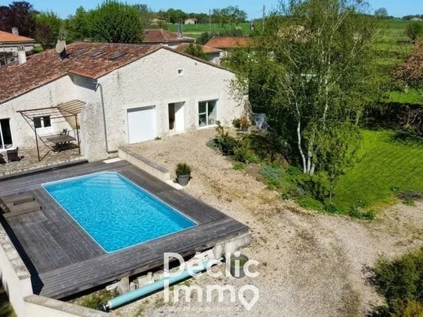 Maison en pierre