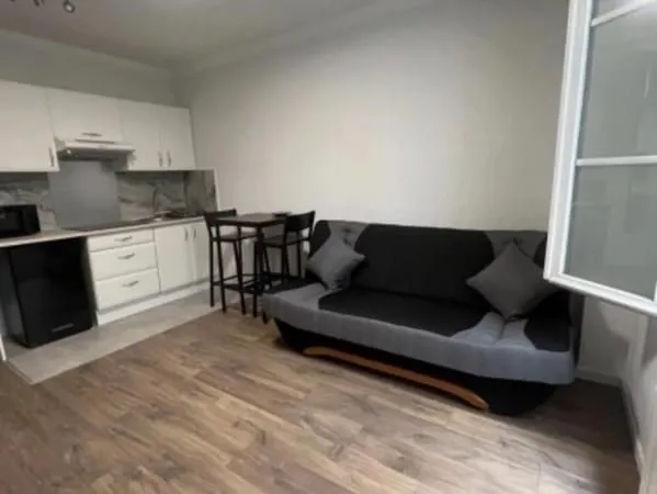 Studio 1 pièce 18 m²