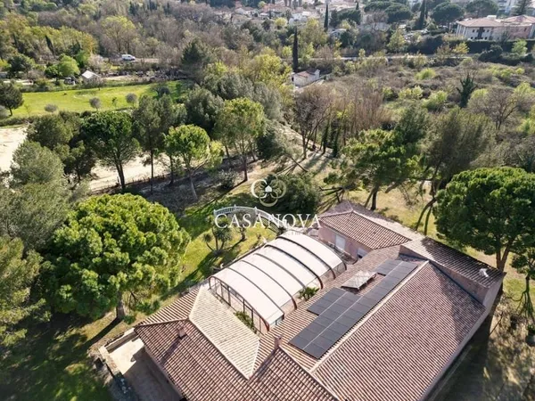 Propriété Béziers - Maison avec deux appartements - 312 m2 sur parcelle de 8 200 m2