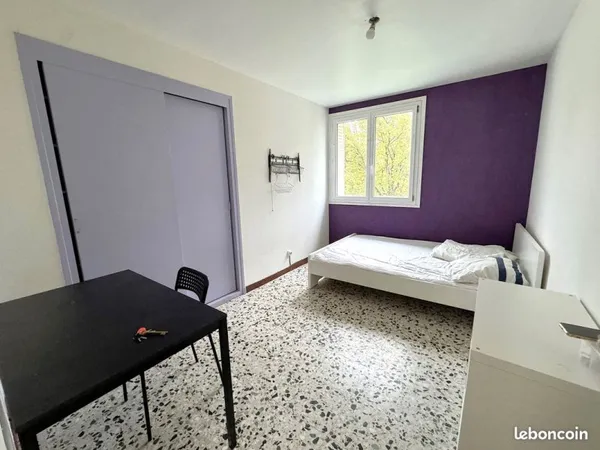Colocation étudiante - Chambres meublées - Emplacement idéal