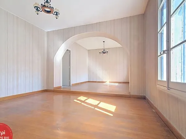 Maison 4 pièces 140 m²