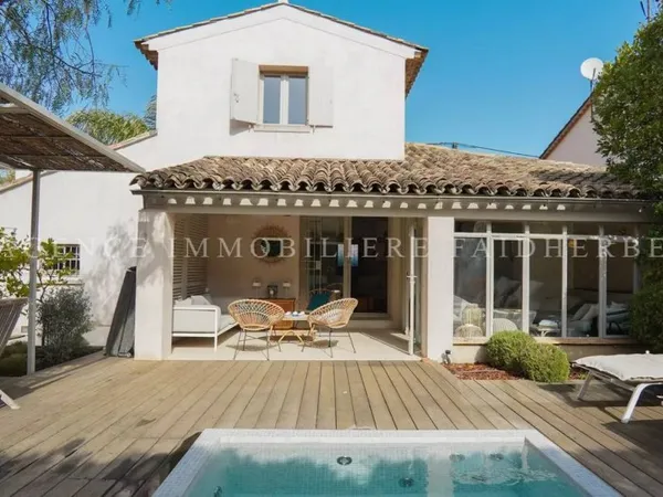 Maison Location Saint-Tropez   20000€