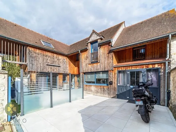 MAISON CONTEMPORAINE de 156 m2 centre village CHAVENAY (78)