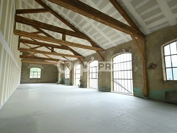 Bureaux 412 m²