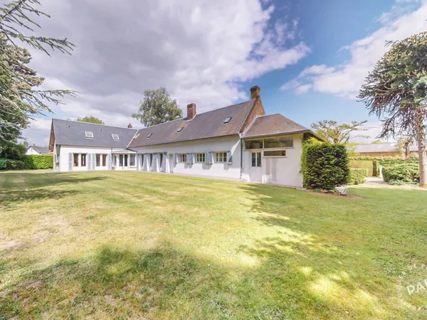 Maison 11 pièces 346 m²