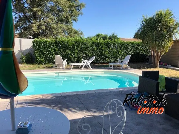 Maison 160m2 + chalet 35m2 avec garage et piscine