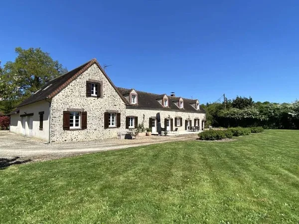 Maison 10 pièces 303 m²