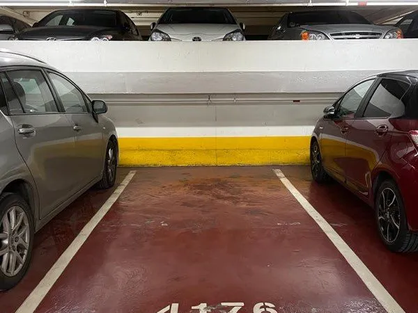 Place de parking scooter