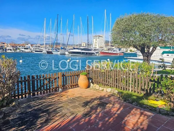 Golfe De Saint Tropez - Appartement Rez De Jardin Avec Long Amarrage 18 M Port Grimaud
