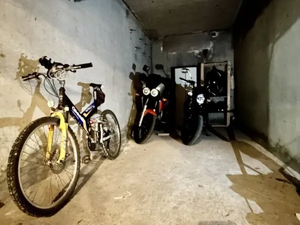 Parking 12 m²