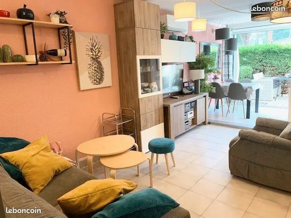 La Grande-Motte Appartement Meublé de 42m2 avec Terrasse Bail de 10 Mois