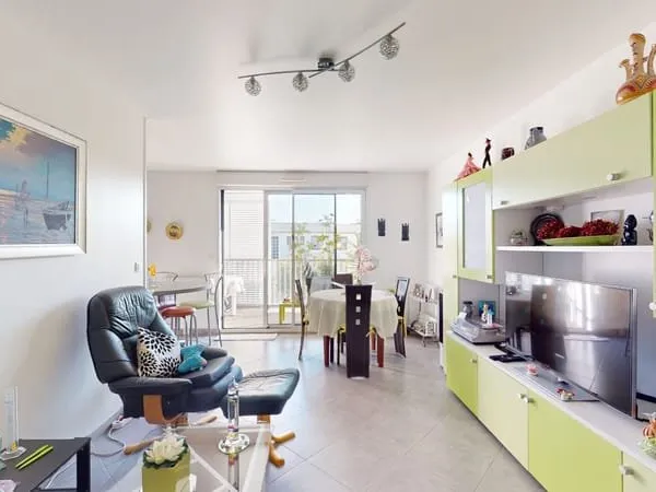 Appartement récent Rennes 4 pièces 80 m2 norme PMR, proche métro