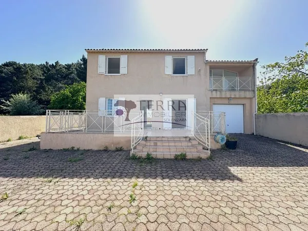 Maison T4 de 140 m2 sur terrain de 427 m2 - SOLARO VILLAGE