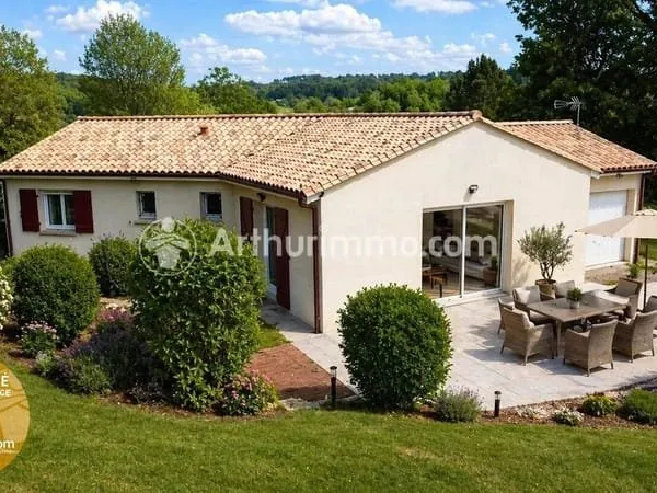 Maison de plain-pied 4 pièces 96 m²