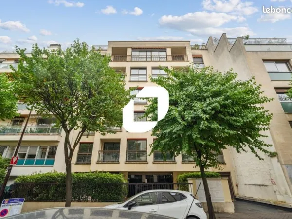 Bureaux 169 m²