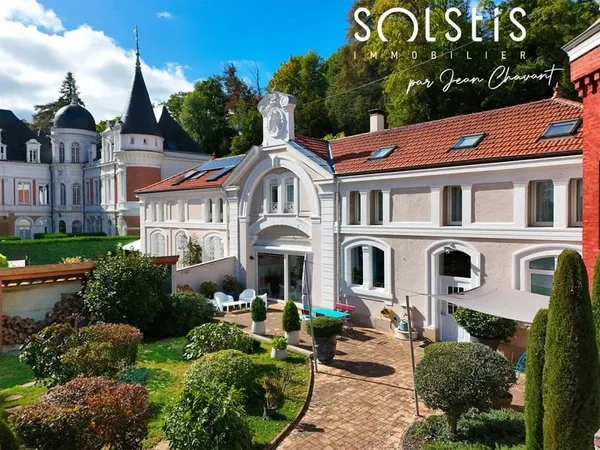 Maison 8 pièces 171 m²