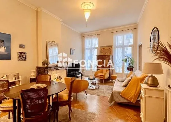 Appartement 3 pièces 84 m²