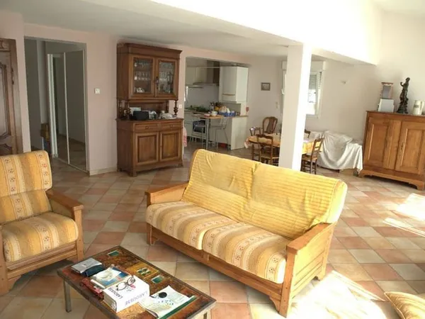Appartement 3 pièces 107 m²