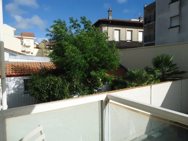 ARCACHON CENTRE VILLE T3 RÉNOVÉ