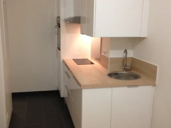 1er Juin 2026 : Appartement 25m² meublé Mairie des Lilas ligne 11 à louer !