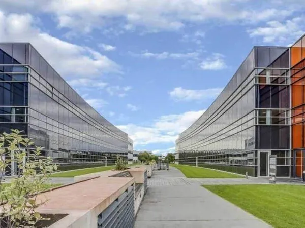 Bureaux 3966 m²