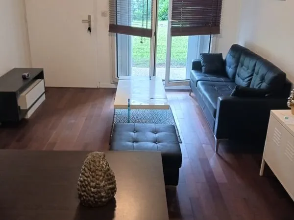 Loue T2 Meublé avec piscine Lalande Sesquiere 590 EUROS HC