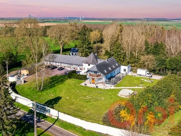 Maison 7 pièces 518 m²
