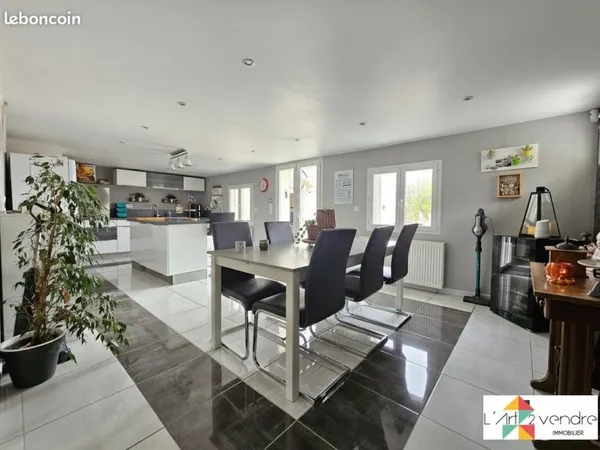Maison 7 pièces 135 m²