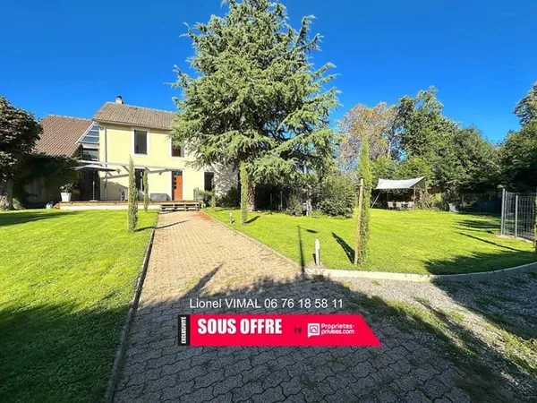Maison rénovée 5 pièces ( 3 ch ) 170 m2 sur terrain clos et aménagé