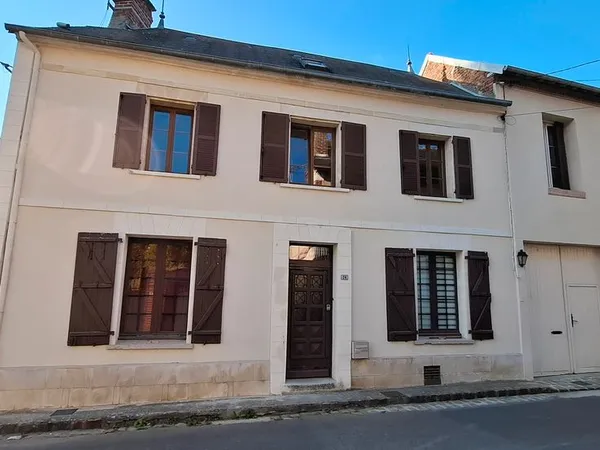 Maison à louer à Vorges