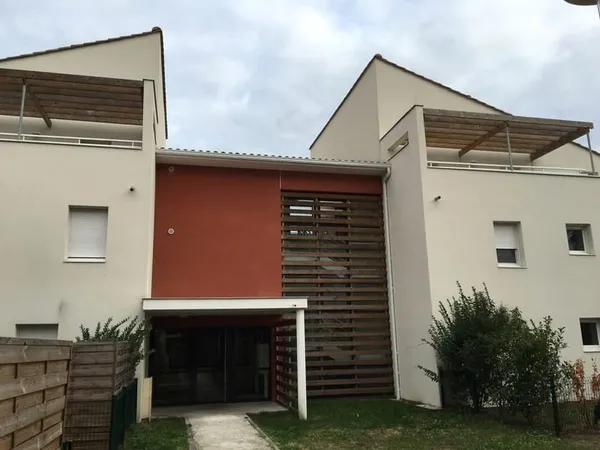 Cadaujac, appartement vendu loué dans résidence récente et s