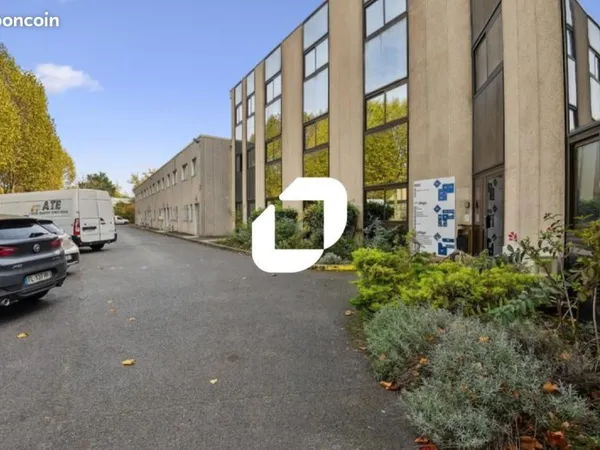 Bureaux 67 m²