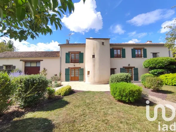 Maison 8 pièces 228 m²