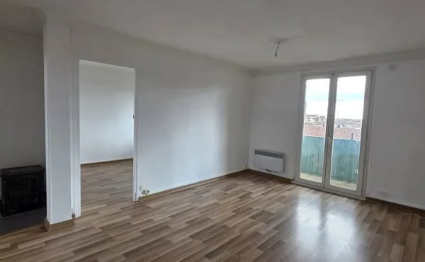 Appartement T4 lumineux Dernier étage avec balcon Perpig