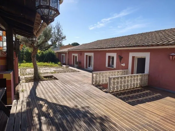 Maison de plain-pied 5 pièces 138 m²
