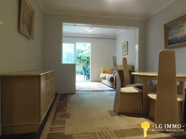 Située au coeur de PONS, magnifique maison de 4 chambres avec