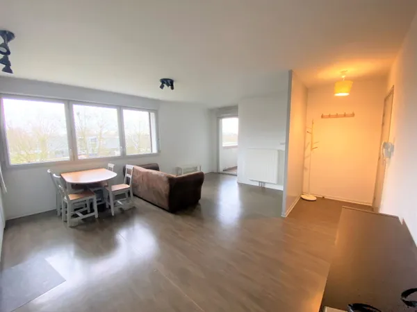 Loue appartement meublé