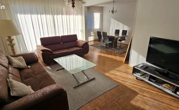 Appartement T4,80m², 3chambres+ séjour,balcon, cave, local vélos, parking