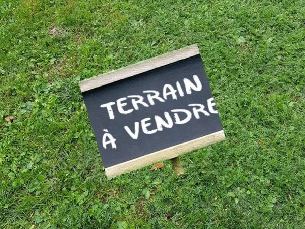 Terrain constructible à vendre - Guissény (29880)